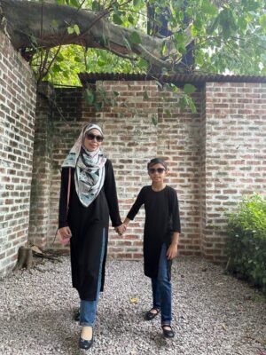 (ADULT) KAYLA LONG TOP - BLACK