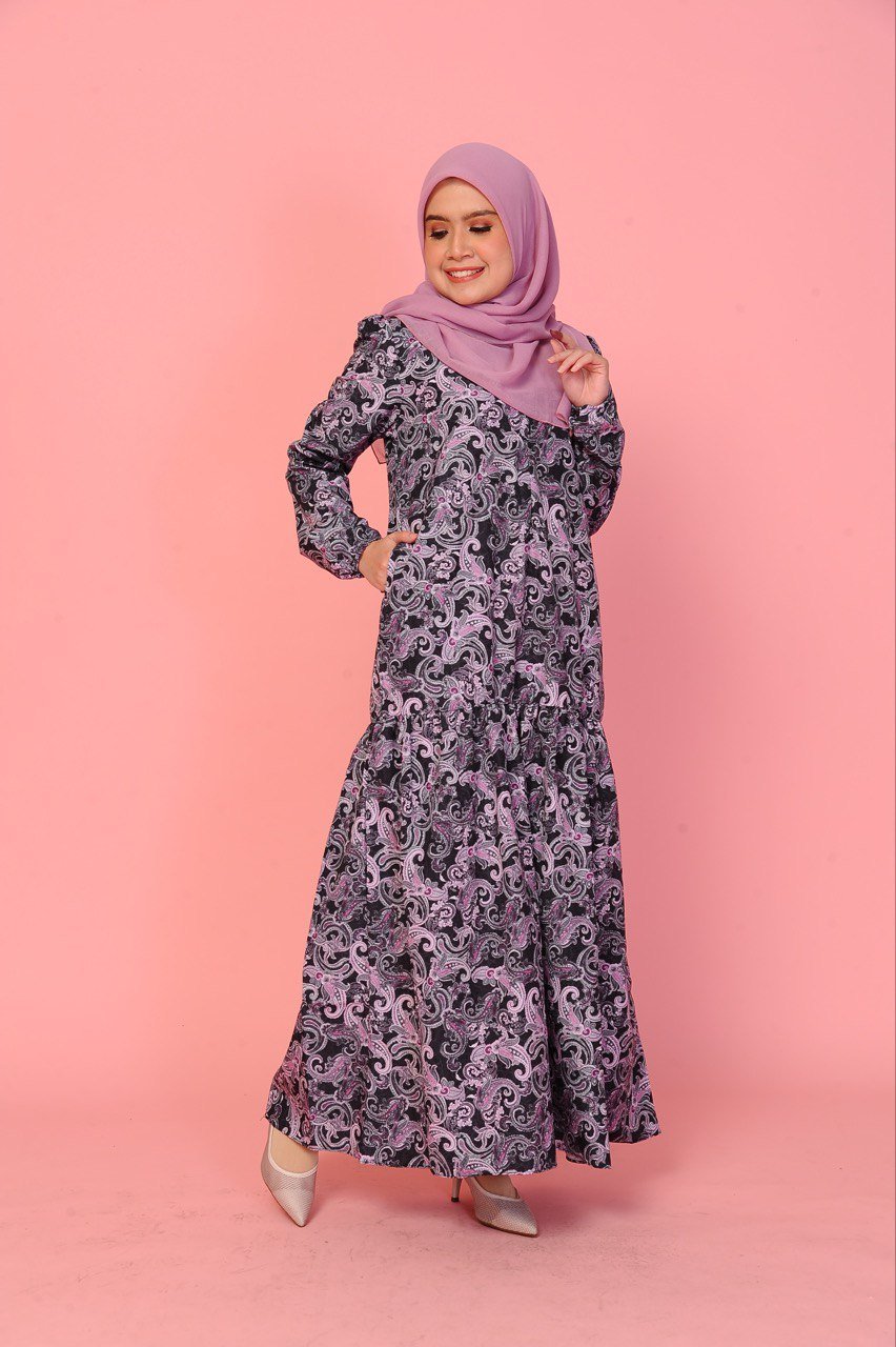black mom studio (ADULT) IRIS DRESS -PAISLEY BLACK - Image 1