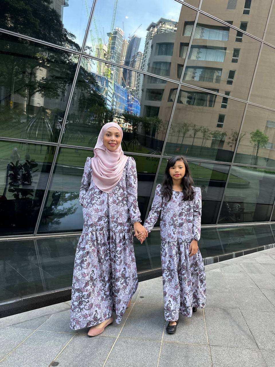 grey pair 4 (KIDS) IRIS DRESS -PAISLEY GREY - Image 2