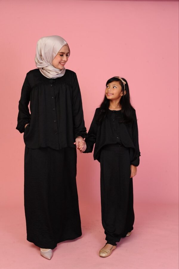 (KIDS) ALYSSA TOP & SKIRT -BLACK