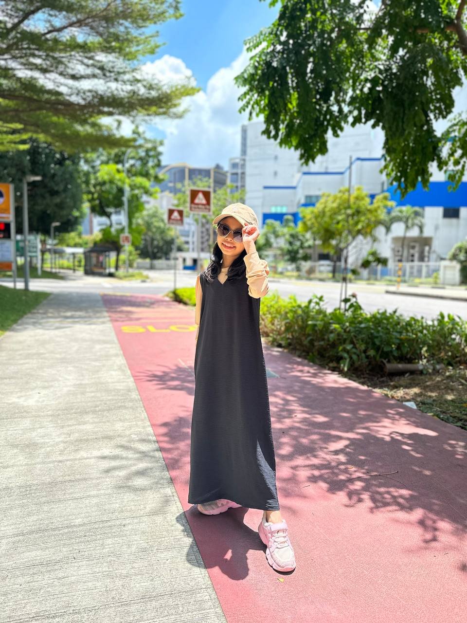 Black kids 2 (KIDS) LOLA DRESS -BLACK - Image 2