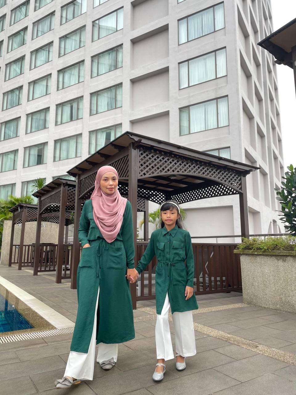 emerald pair 2 (KIDS) LEONA TUNIC -EMERALD - Image 2