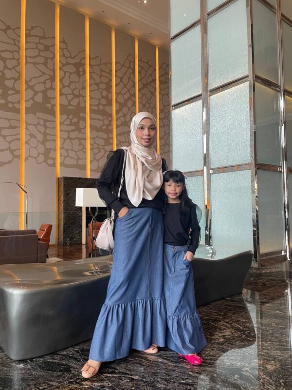 (ADULT) LUNA LACE TOP & DENIM SKIRT