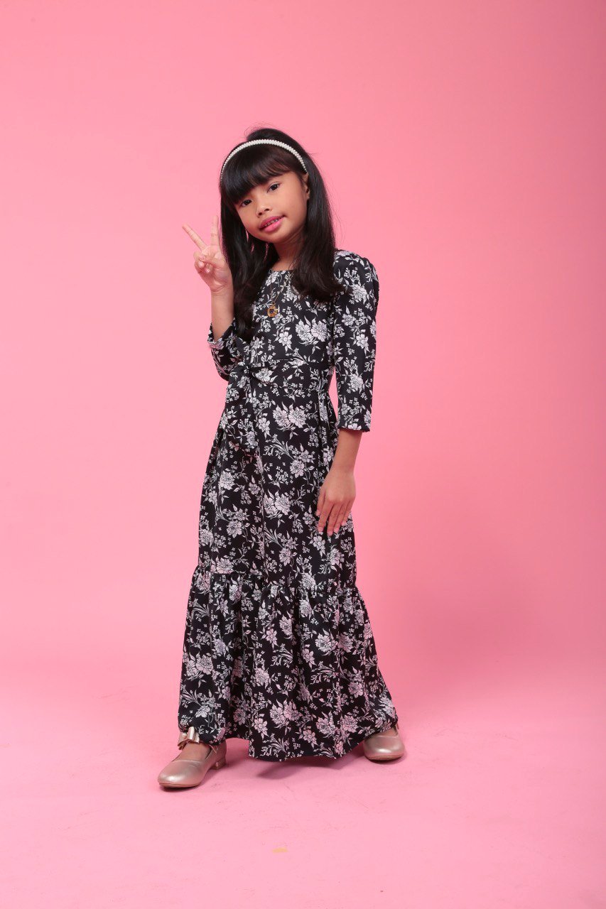 black white floral kids 2 (KIDS) ELISA DRESS -BLACK/WHITE FLORAL - Image 2