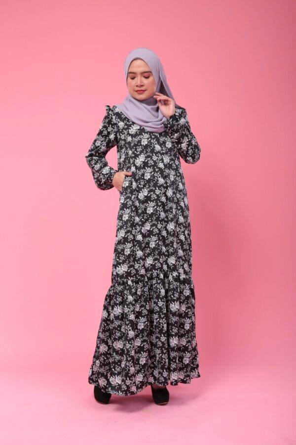 (ADULT) ELISA DRESS -BLACK/WHITE FLORAL