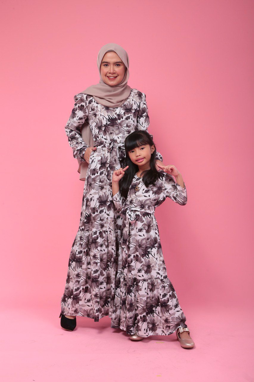 brown floral pair (KIDS) ELISA DRESS -BROWN FLORAL - Image 4