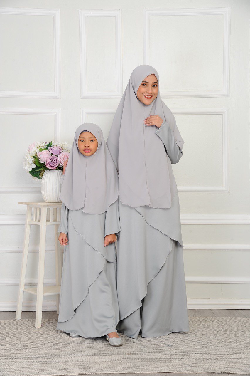 Grey Pair 2 (KIDS) MEDINA DRESS -GREY - Image 5