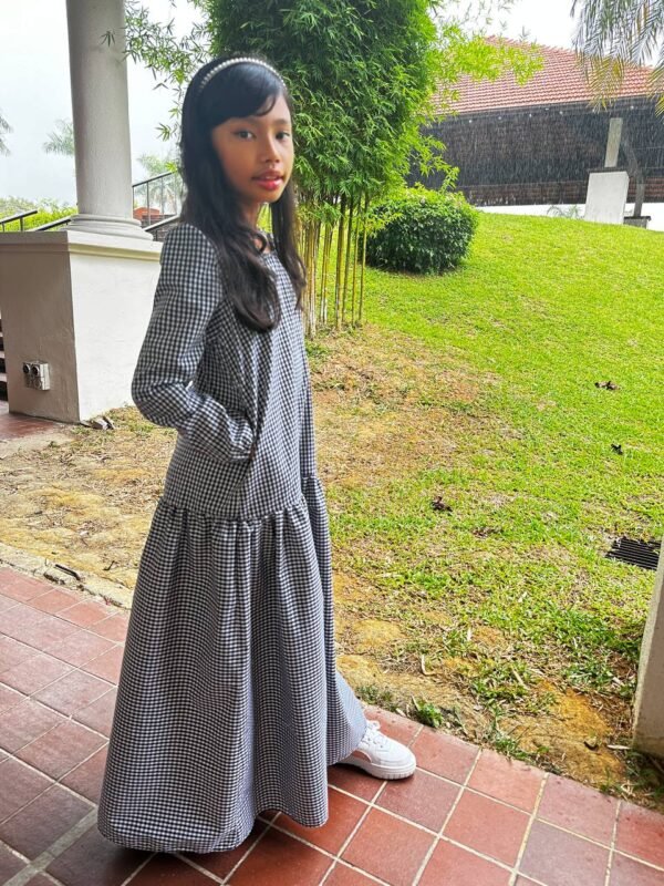 (KIDS) ERIKA DRESS -BLACK (AS-IS)