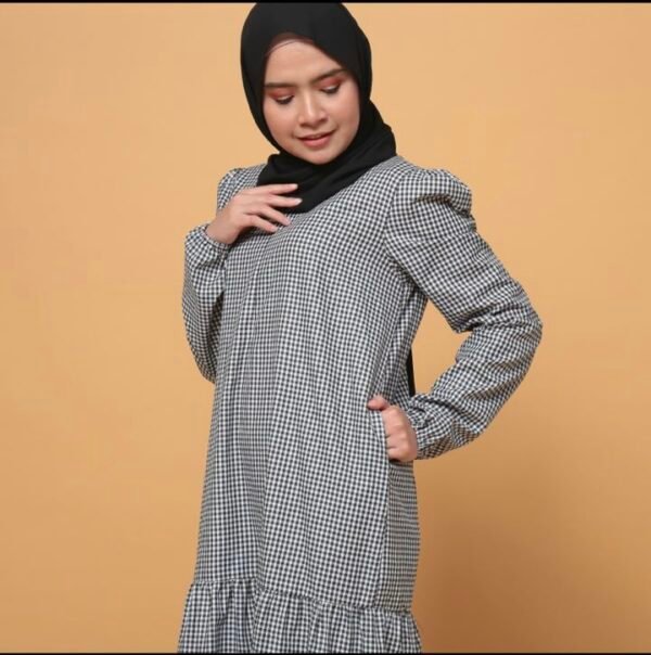 (ADULT) ERIKA DRESS -BLACK