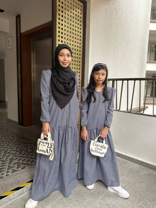 (ADULT) ERIKA DRESS -BLACK (AS-IS)