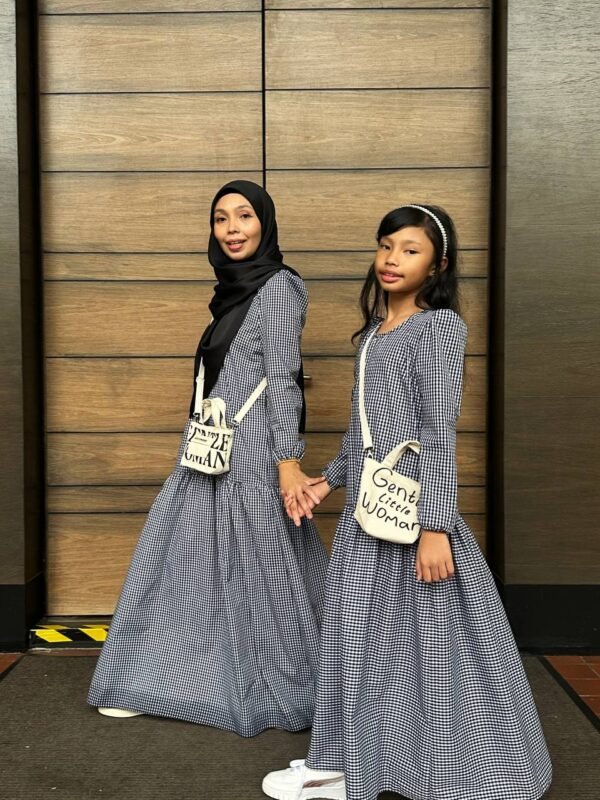 (ADULT) ERIKA DRESS -BLACK (AS-IS)