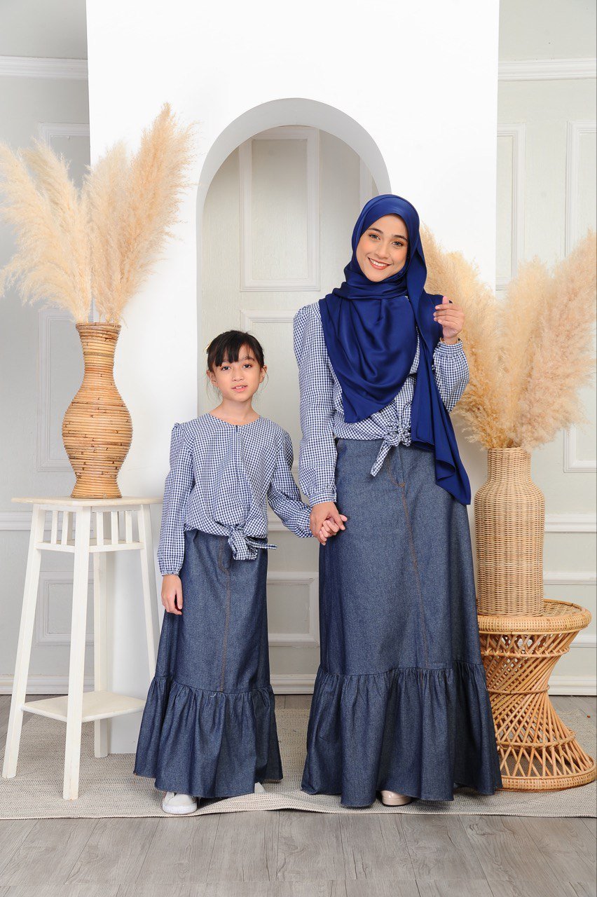 navy pair (ADULT) JANE CHECKERED TOP -NAVY - Image 5