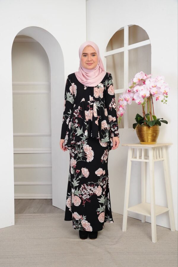 (ADULT) THALIA KEBAYA PEPLUM -BLACK