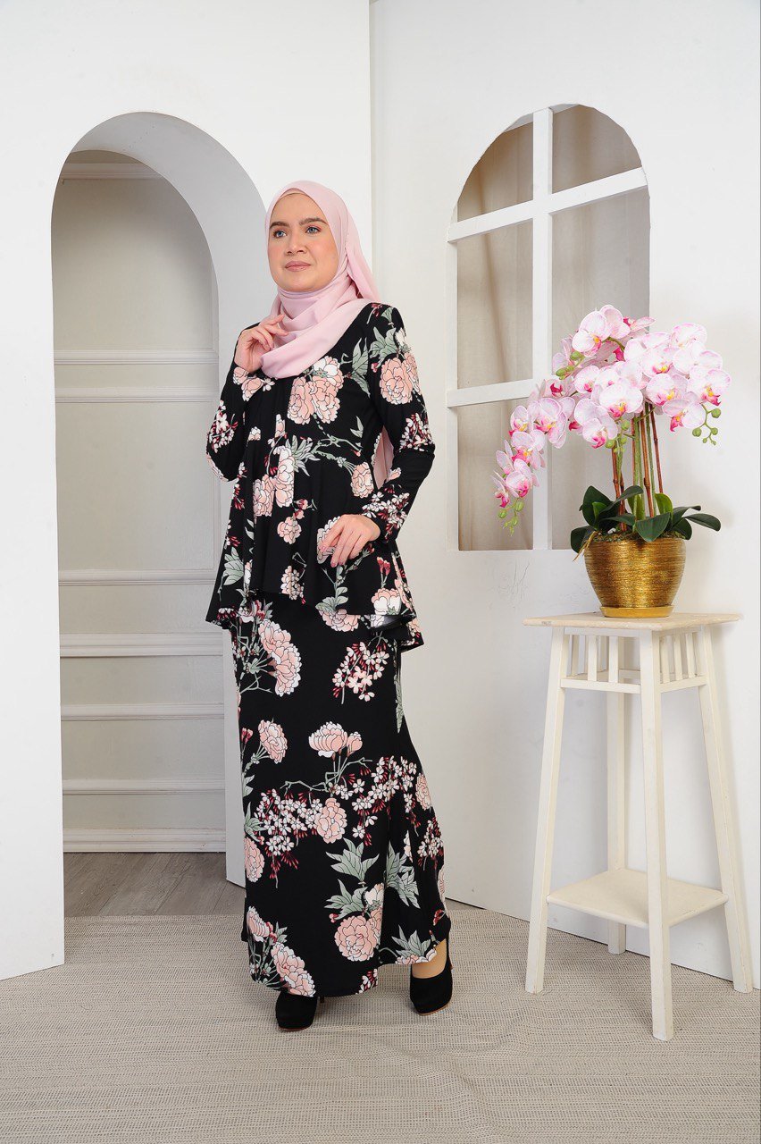 black mom 2 (ADULT) THALIA KEBAYA PEPLUM -BLACK - Image 3