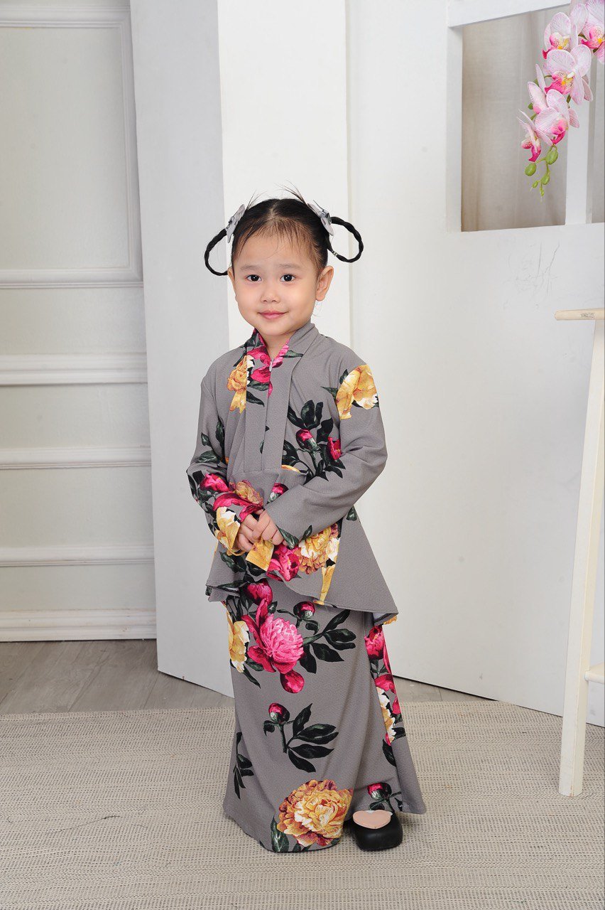 grey kids 3 (KIDS) THALIA KEBAYA PEPLUM -GREY - Image 1