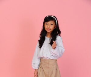 (KIDS) FREDA TOP -KHAKI WHITE