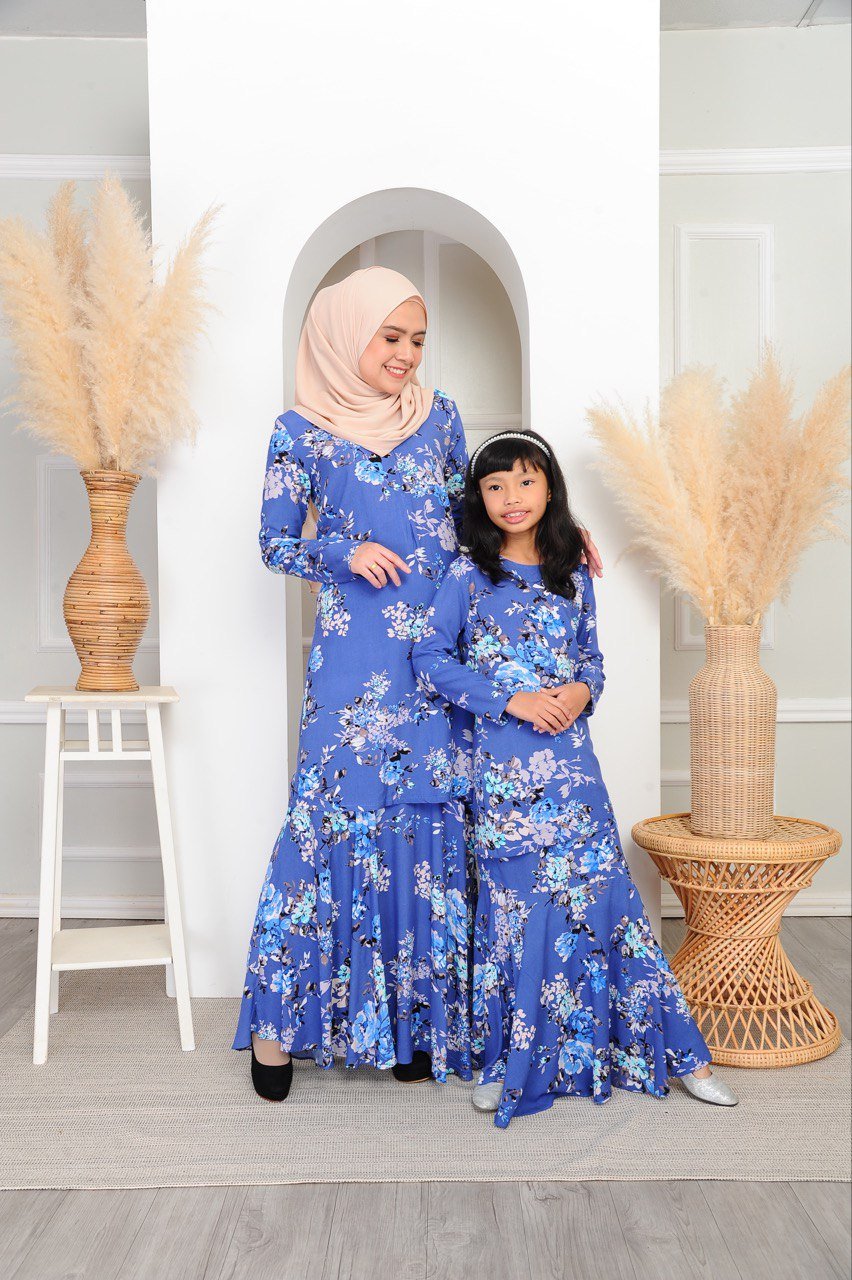 blue pair 2 (ADULT) NELISSA KURUNG -CORNFLOWER BLUE - Image 8