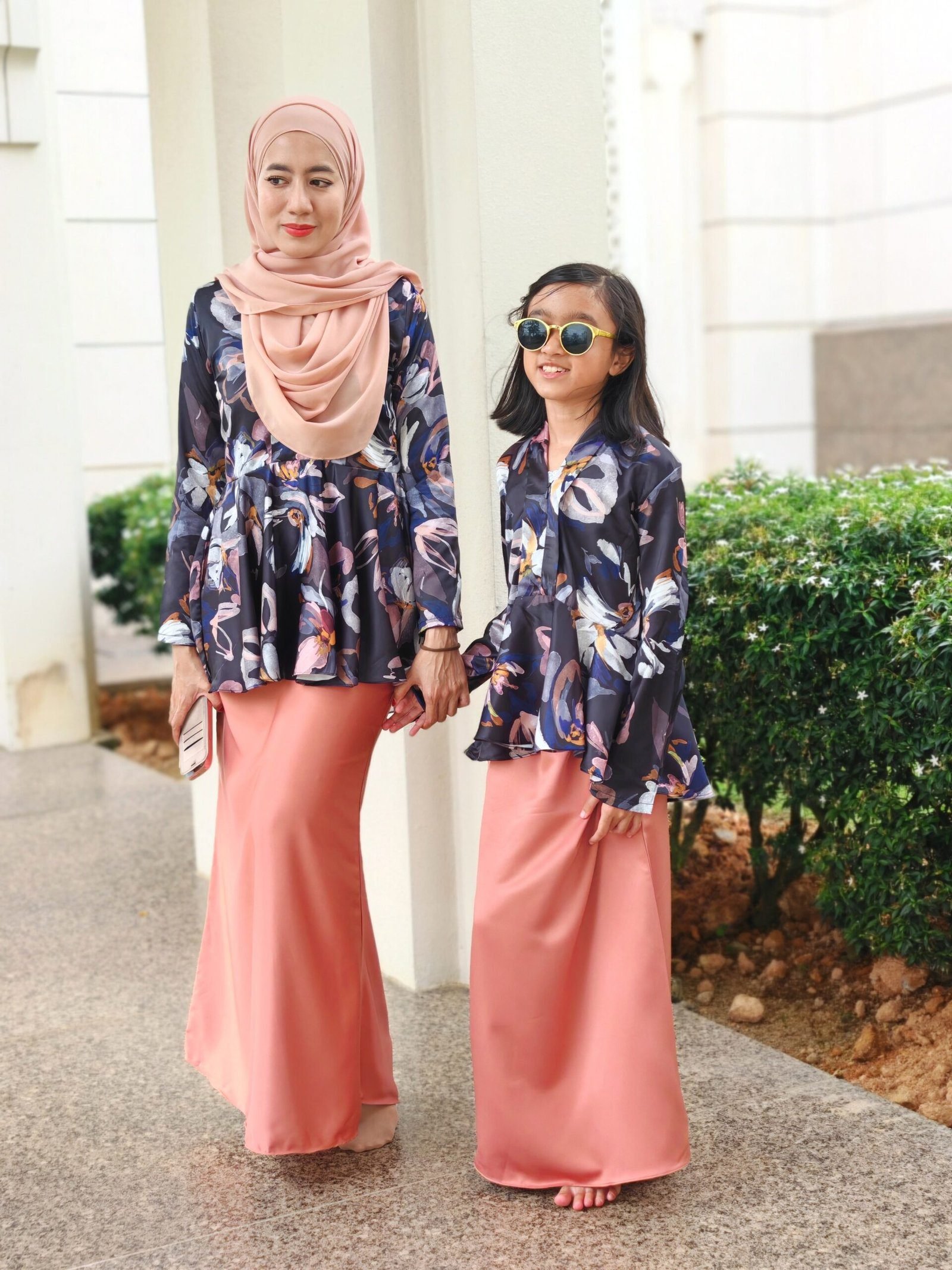 black 2 (KIDS) TIARA KEBAYA PEPLUM -BLACK - Image 5