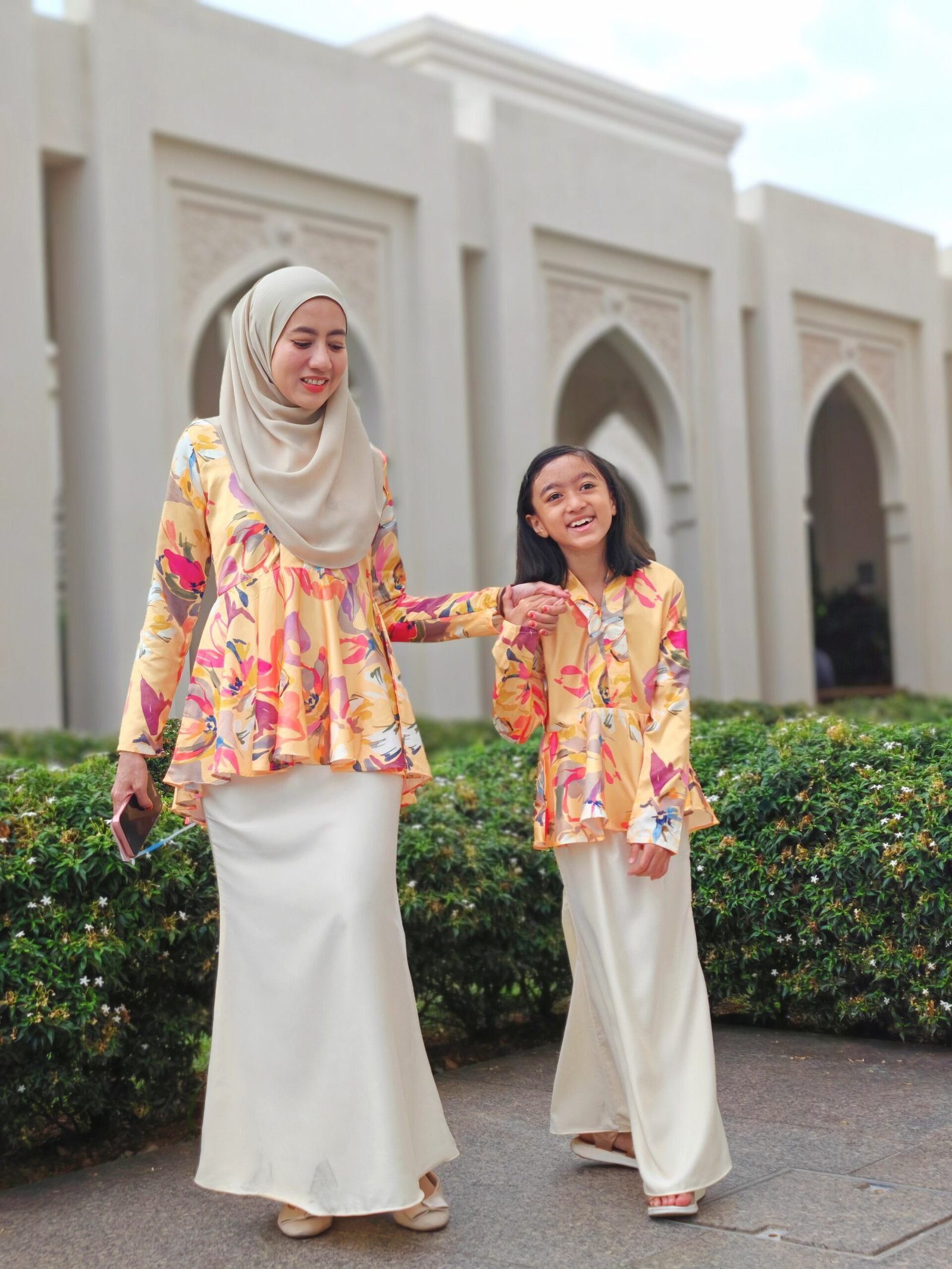 yellow 4 (KIDS) TIARA KEBAYA PEPLUM -YELLOW - Image 3