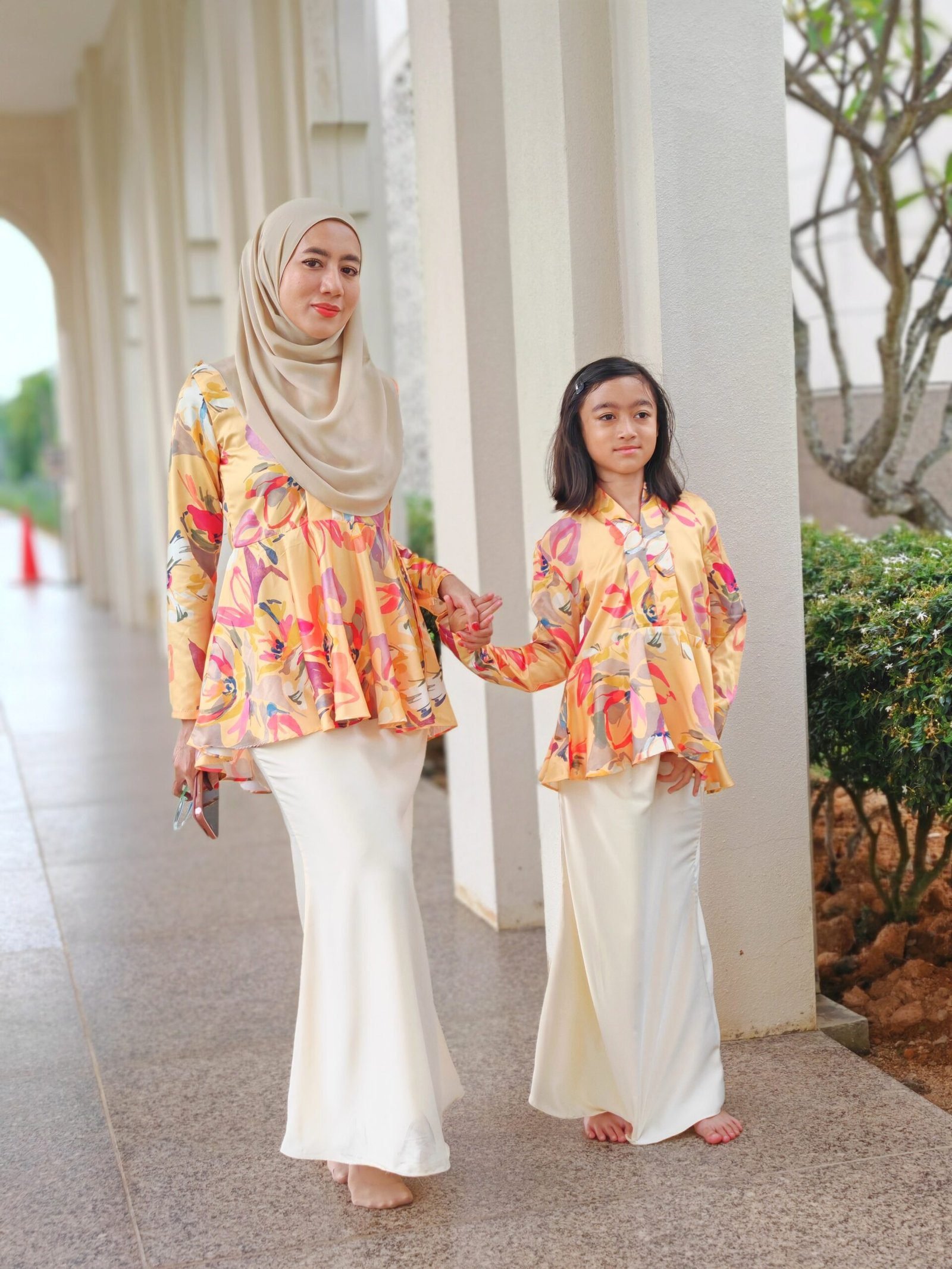 yellow 6 (KIDS) TIARA KEBAYA PEPLUM -YELLOW - Image 2