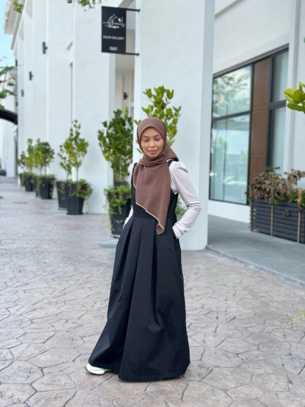 (ADULT) CALA PINAFORE -BLACK