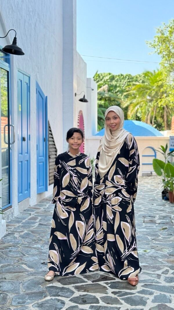 (KIDS) NELLY TOP & SKIRT -BLACK