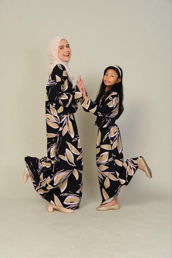 (KIDS) NELLY TOP & SKIRT -BLACK