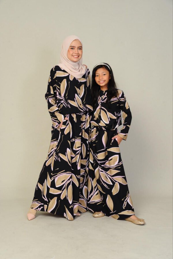 (KIDS) NELLY TOP & SKIRT -BLACK