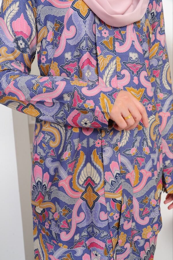 (ADULT) SEROJA KEBAYA -BLUE