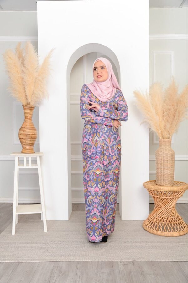 (ADULT) SEROJA KEBAYA -BLUE