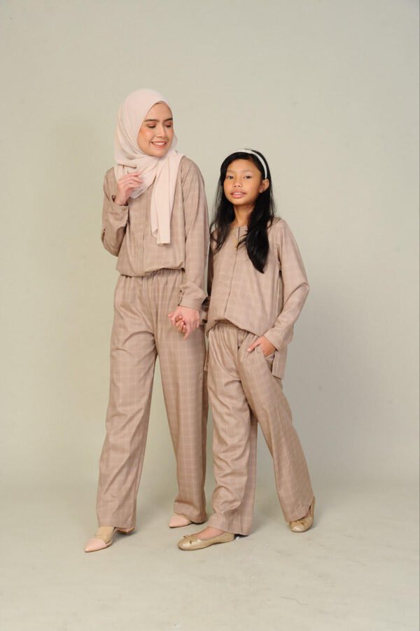 (KIDS) DAPHNE TOP & PANTS -NUDE BROWN (AS-IS)