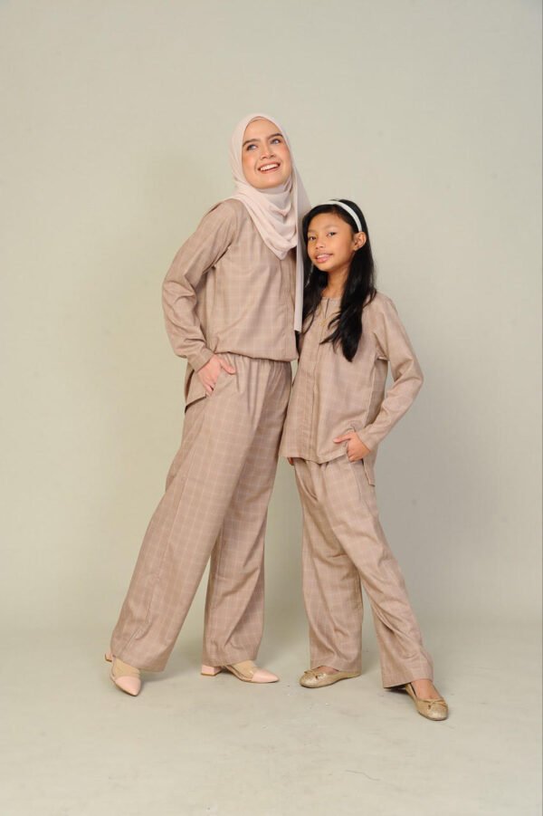 (KIDS) DAPHNE TOP & PANTS -NUDE BROWN (AS-IS)