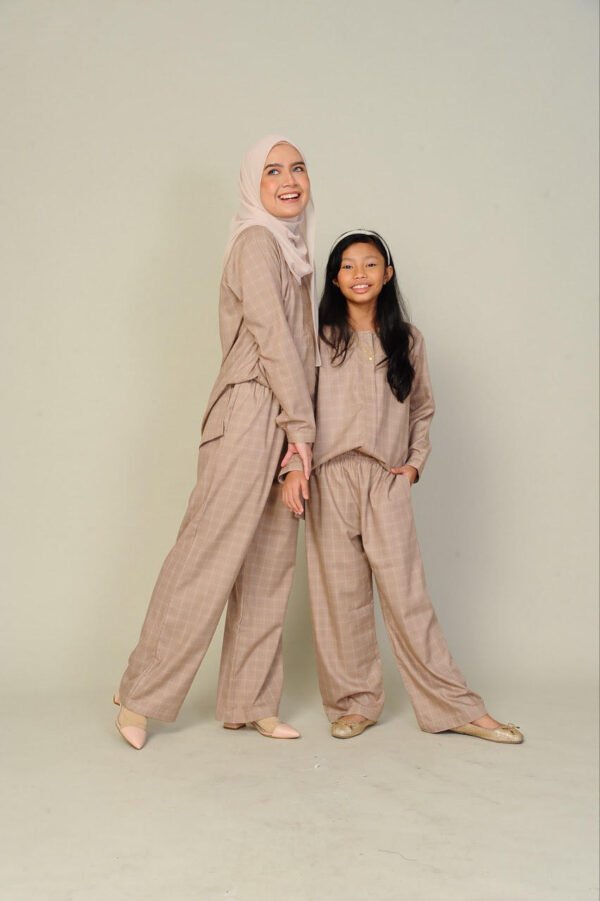 (KIDS) DAPHNE TOP & PANTS -NUDE BROWN