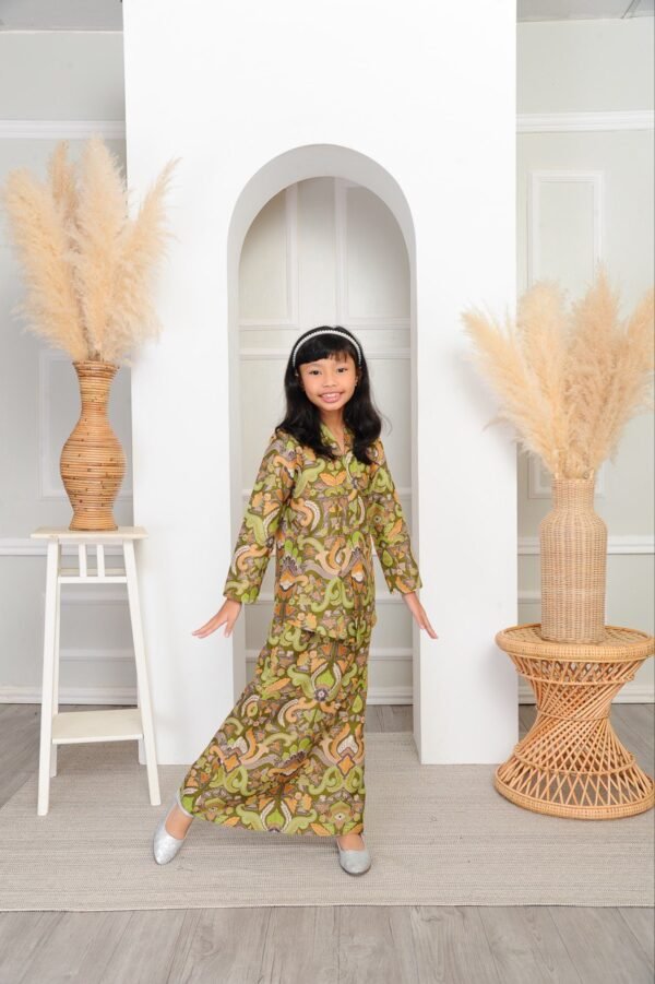 (KIDS) SEROJA KEBAYA -GREEN