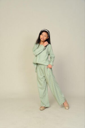 (KIDS) DAPHNE TOP & PANTS -SAGE GREEN