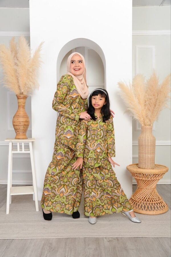 (KIDS) SEROJA KEBAYA -GREEN