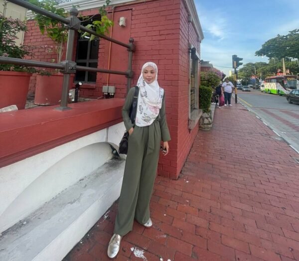 (ADULT) AMBER JUMPSUIT -MOSS GREEN