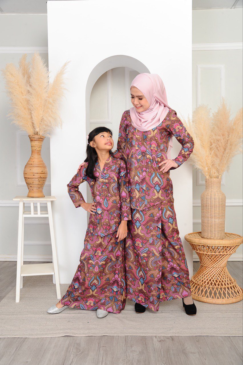 purp orchid pair 2 (KIDS) SEROJA KEBAYA -ORCHID PURPLE - Image 4