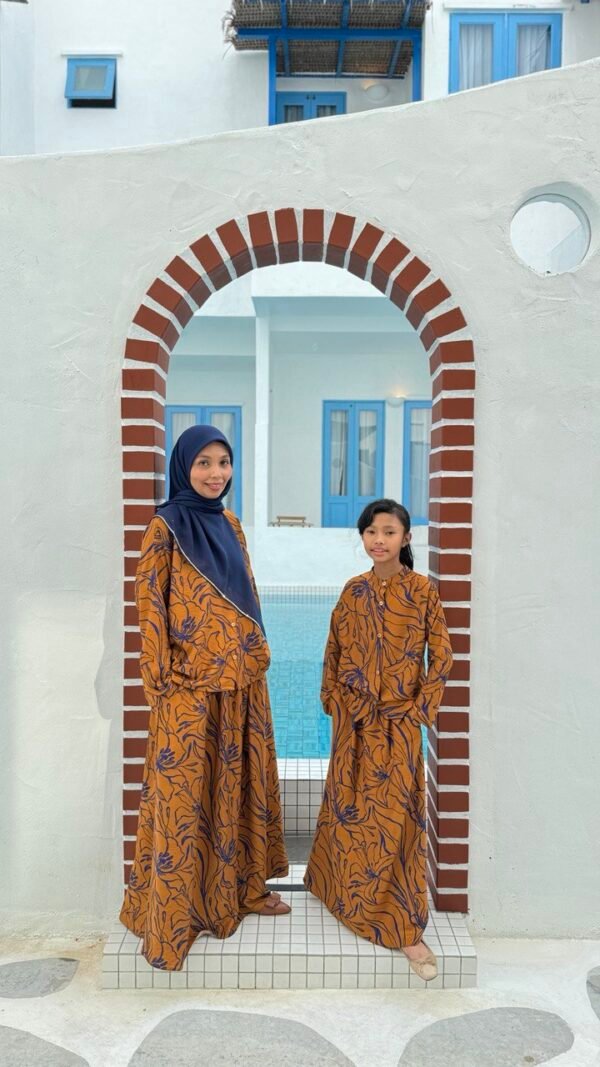 (ADULT) NELLY TOP & SKIRT -SANDSTONE