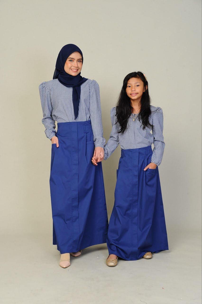 blue set pair studio 3 (ADULT) JANE TOP & SKIRT -BLUE - Image 4