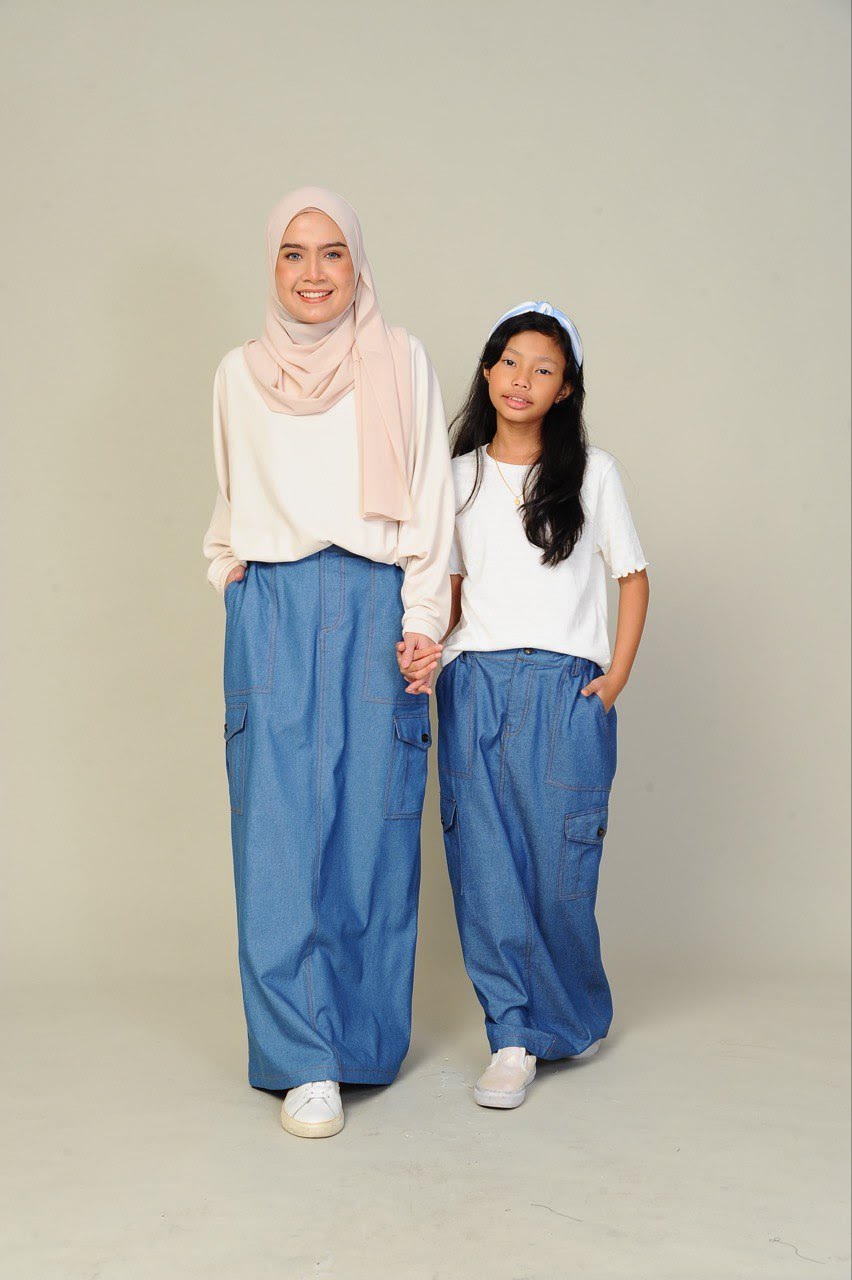 denim pair 2 (ADULT) NIKKI CARGO SKIRT -DENIM - Image 8