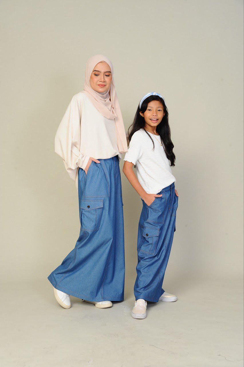 denim pair 5 (ADULT) NIKKI CARGO SKIRT -DENIM - Image 11