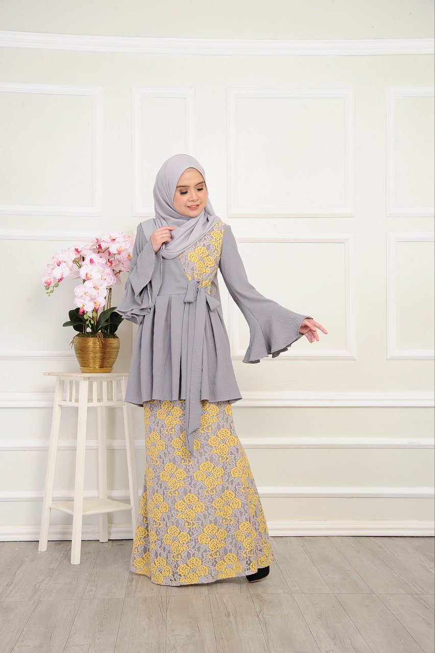 grey mom (ADULT) JASMINE LACE KURUNG -GREY - Image 3