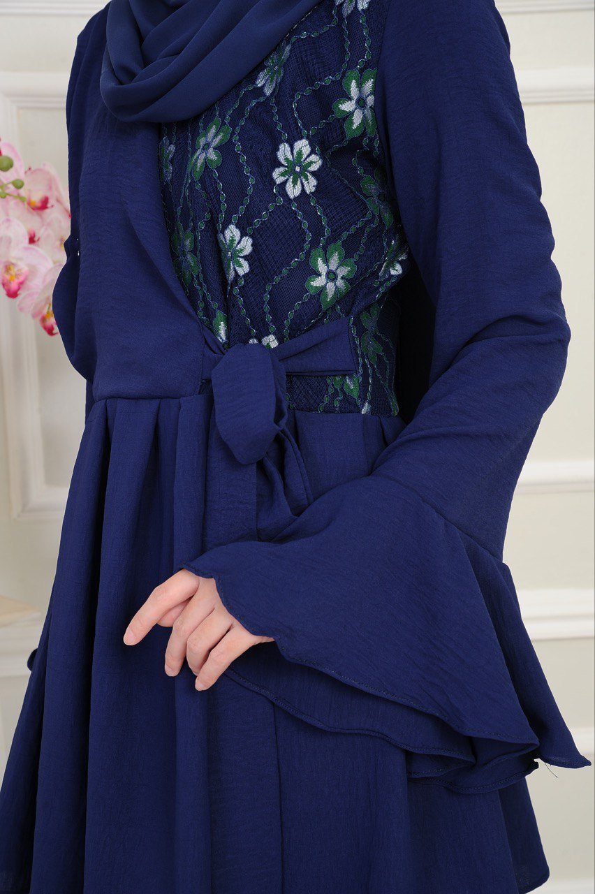 navy closeup (ADULT) JASMINE LACE KURUNG -BLUE - Image 4