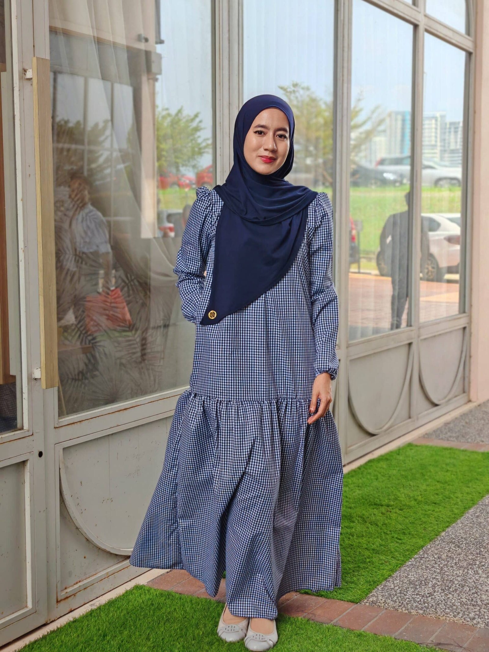 blue mom (ADULT) ERIKA DRESS -DARK NAVY (AS-IS) - Image 2