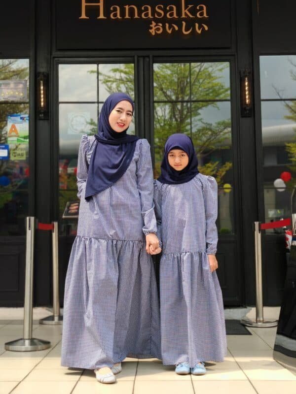 (ADULT) ERIKA DRESS -DARK NAVY (AS-IS)