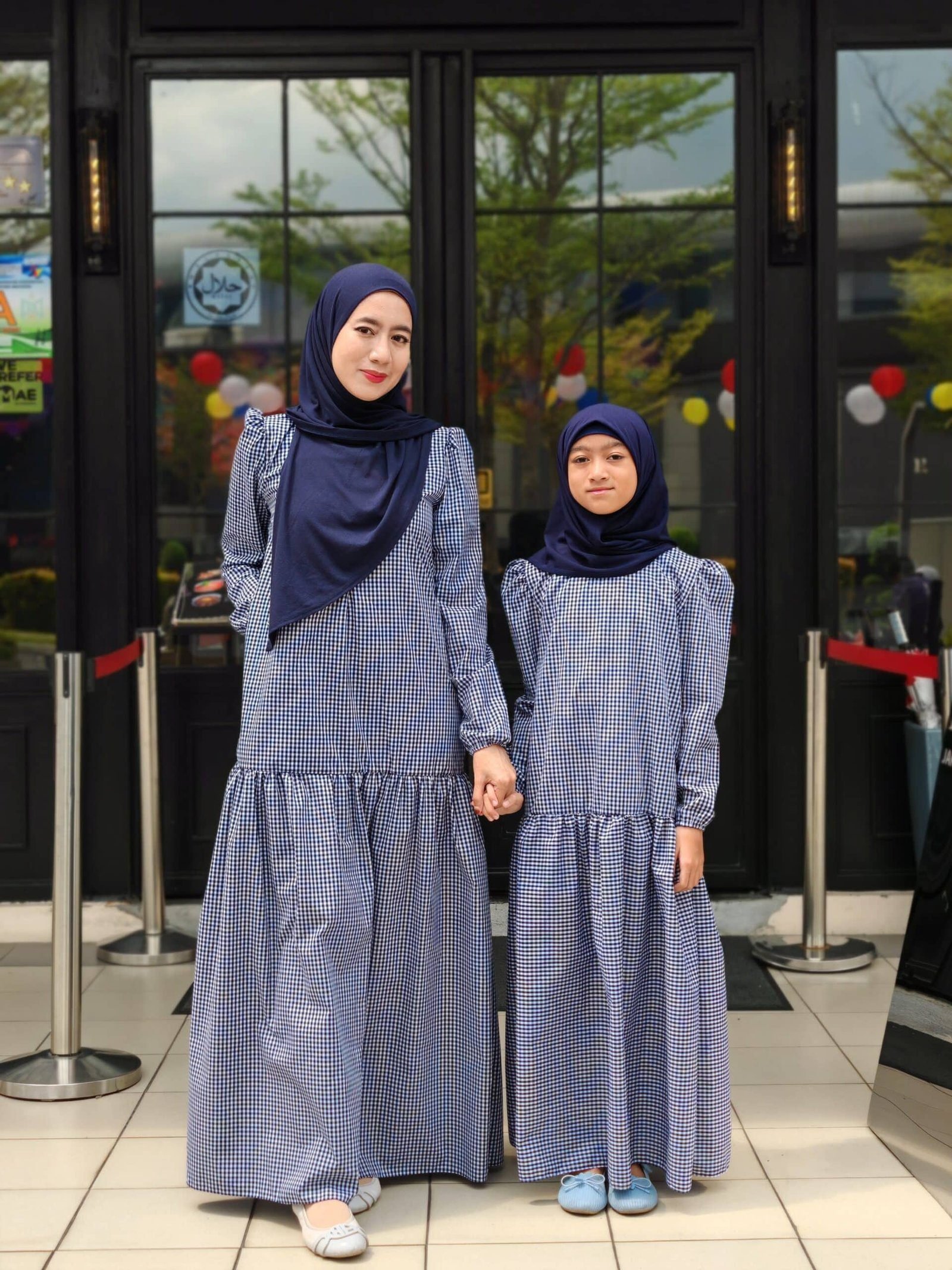 blue pair 5 (ADULT) ERIKA DRESS -DARK NAVY (AS-IS) - Image 3