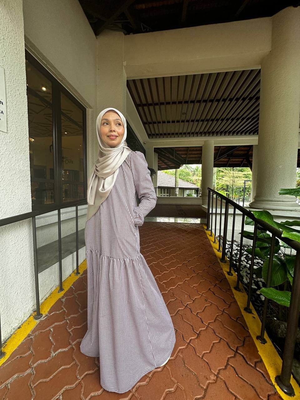 brown mom 4 (ADULT) ERIKA DRESS -BROWN - Image 1