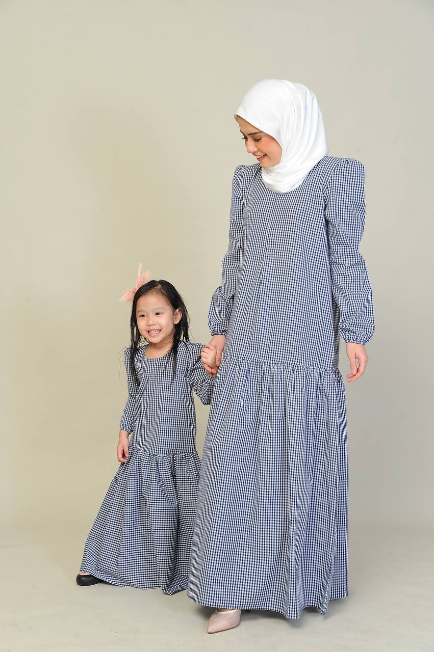 dark navy pair 3 (ADULT) ERIKA DRESS -DARK NAVY - Image 5