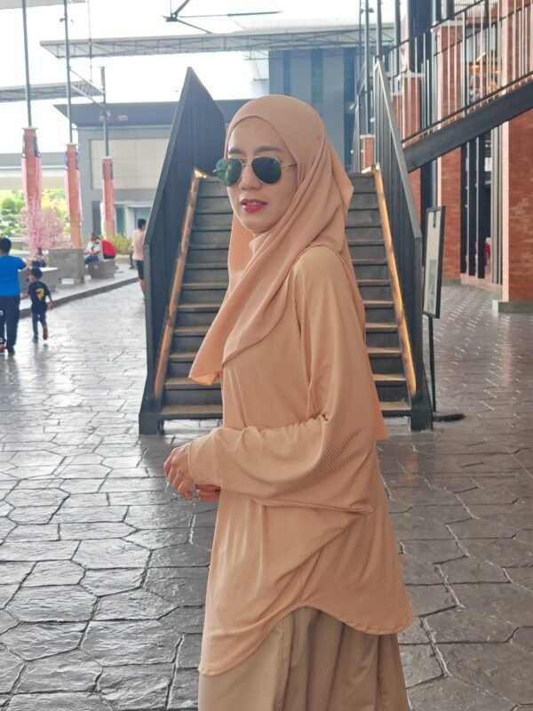 (ADULT) BREE BATWING TOP - BEIGE